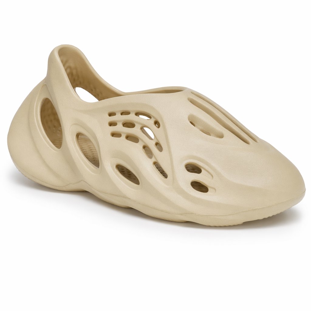 Sculpted Foam Clog Runner · Desert Sand