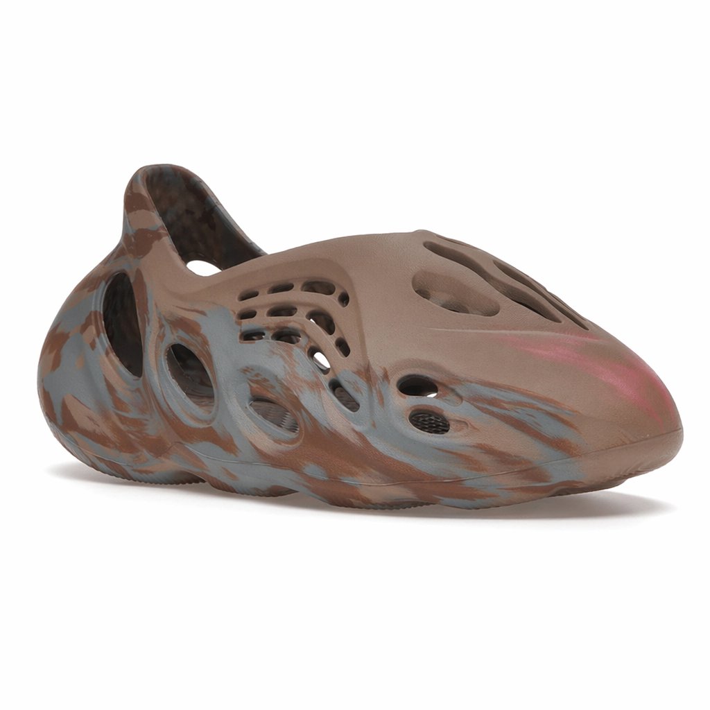 Sculpted Foam Clog Runner · Marbled Sand Grey