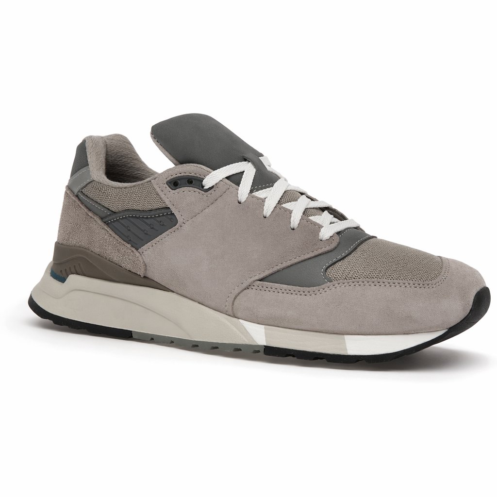 Retro Suede Runner · Grey/Silver